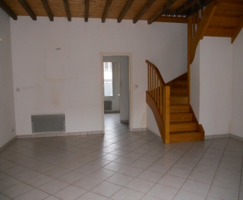 Location Maison 4 pièces Saint-Mard-sur-le-Mont (51330)