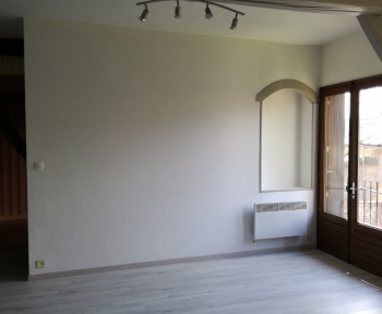 Location Appartement 4 pièces Givry-en-Argonne (51330)